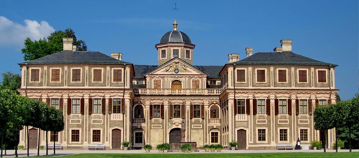 Zu sehen ist das Schloss Favorit in Rastatt.